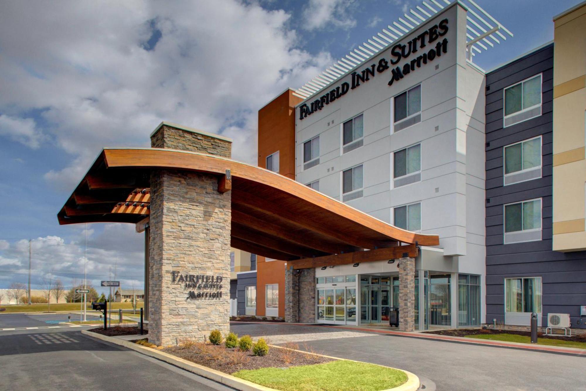 Fairfield Inn & Suites By Marriott Allentown West Breinigsville Exterior foto